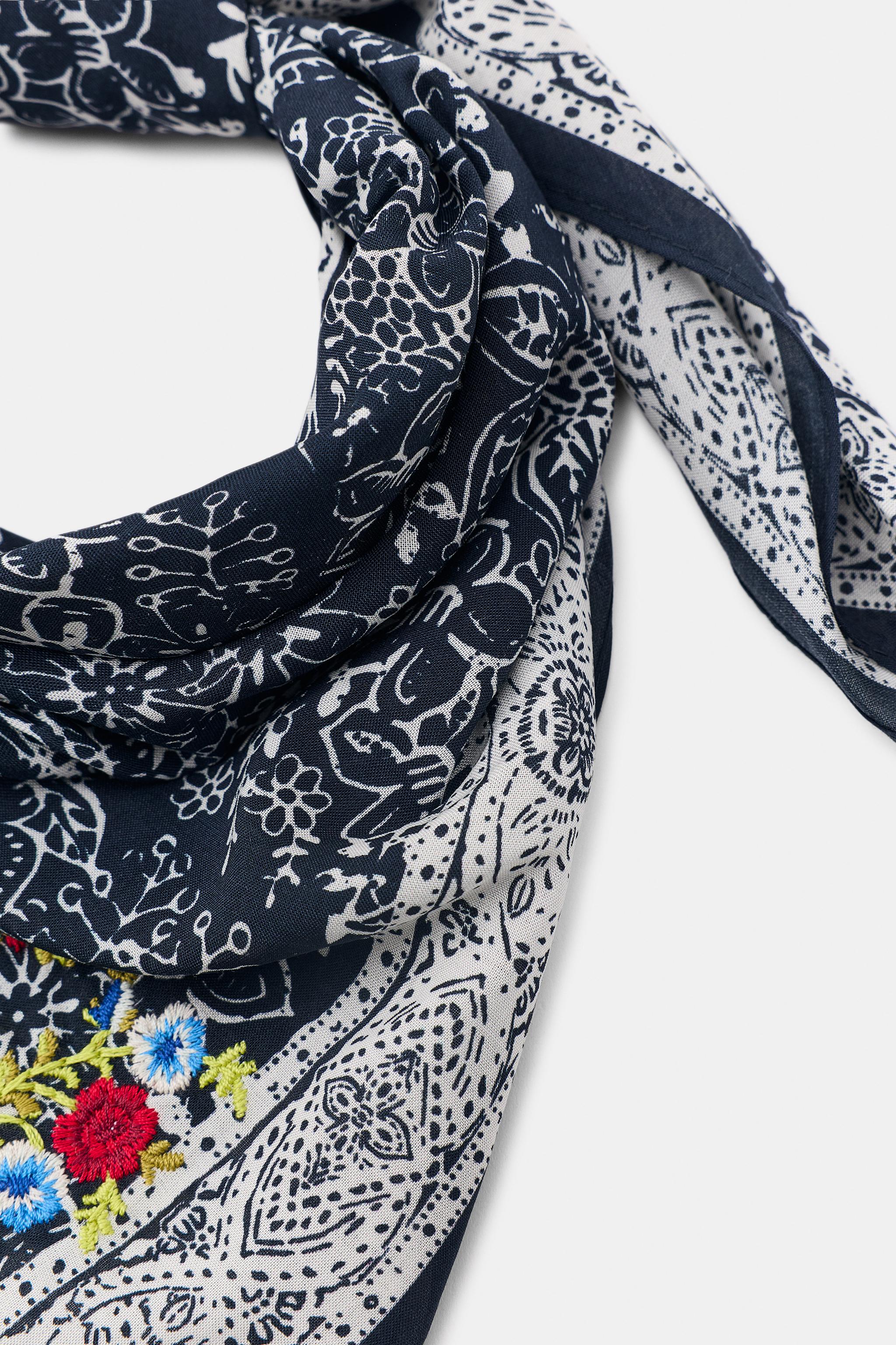 FOULARD BANDANA À IMPRIMÉ FLEURS BRODÉES